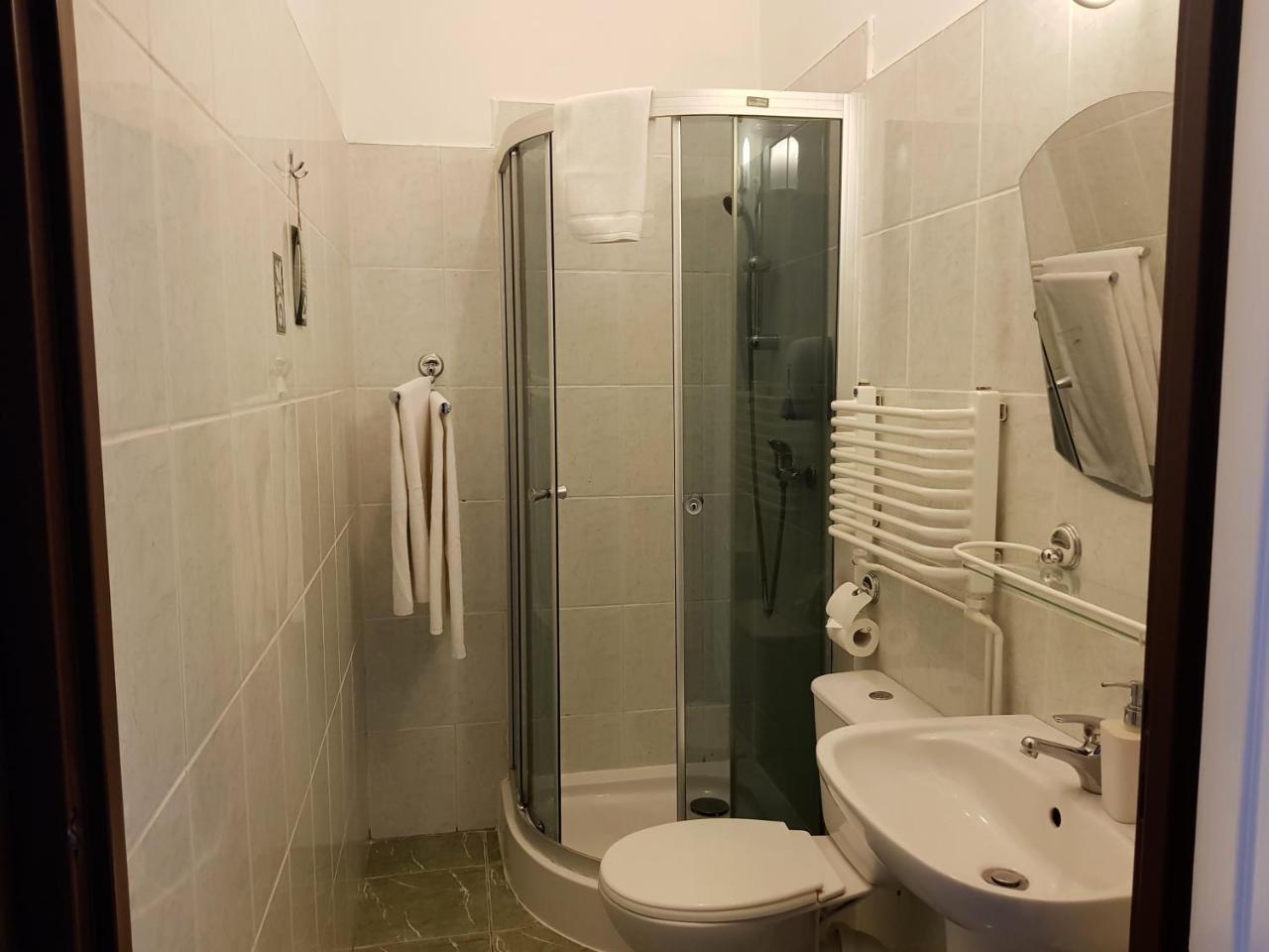 Hotel Pod Zamkiem Olsztyn  Exterior foto